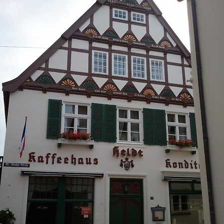 Apartments Im Kaffeehaus Heldt Эккернфёрде Экстерьер фото