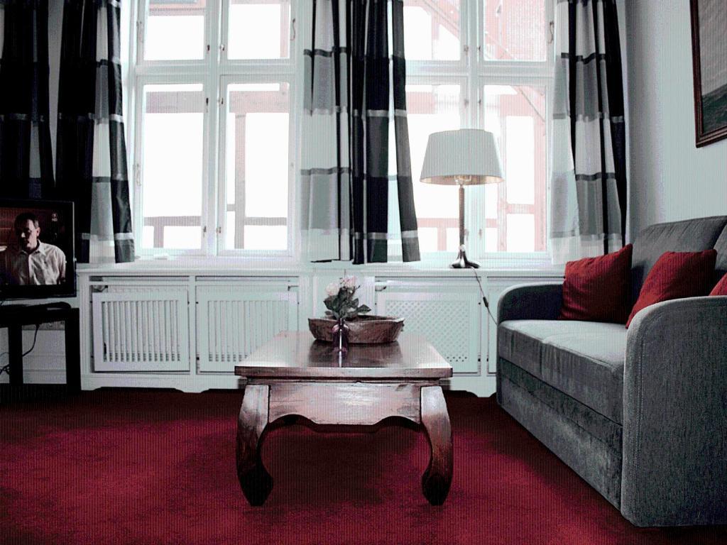 Apartments Im Kaffeehaus Heldt Эккернфёрде Номер фото
